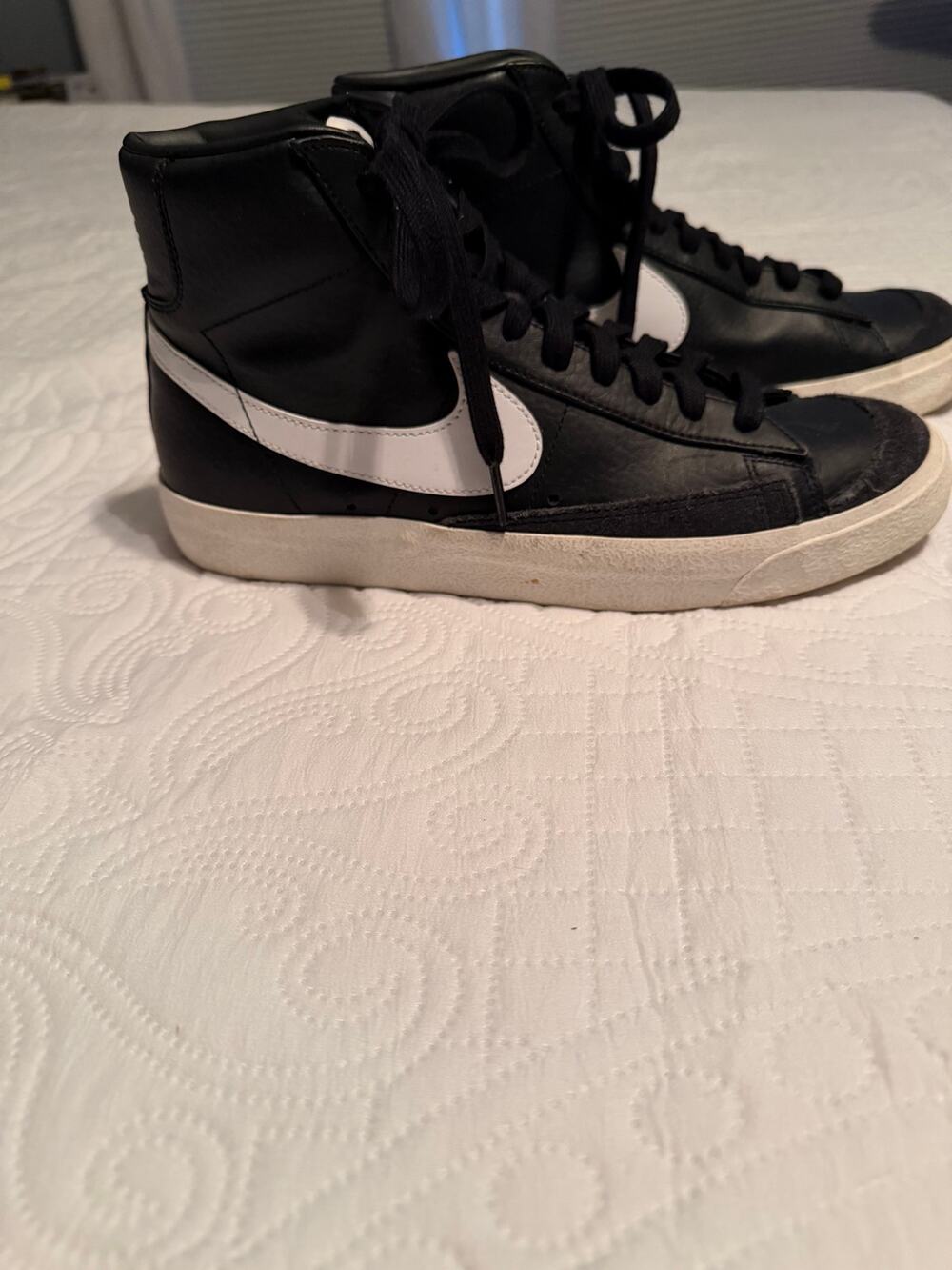 Nike Blazer mid ‘77 style high top sneakers